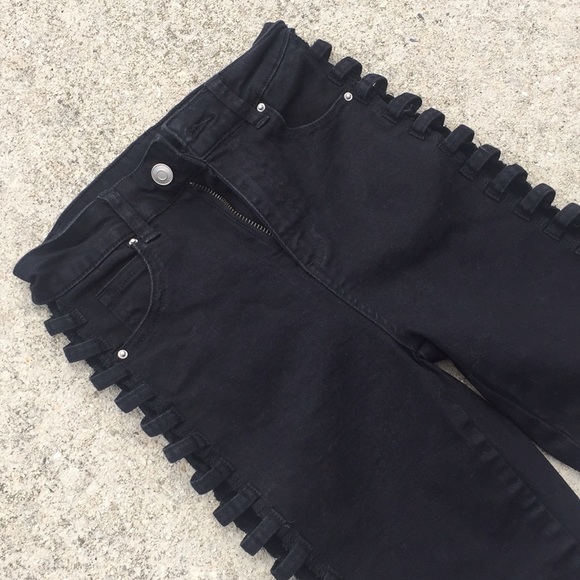 Black Cut Out Skinny’s - Picture 6 of 6